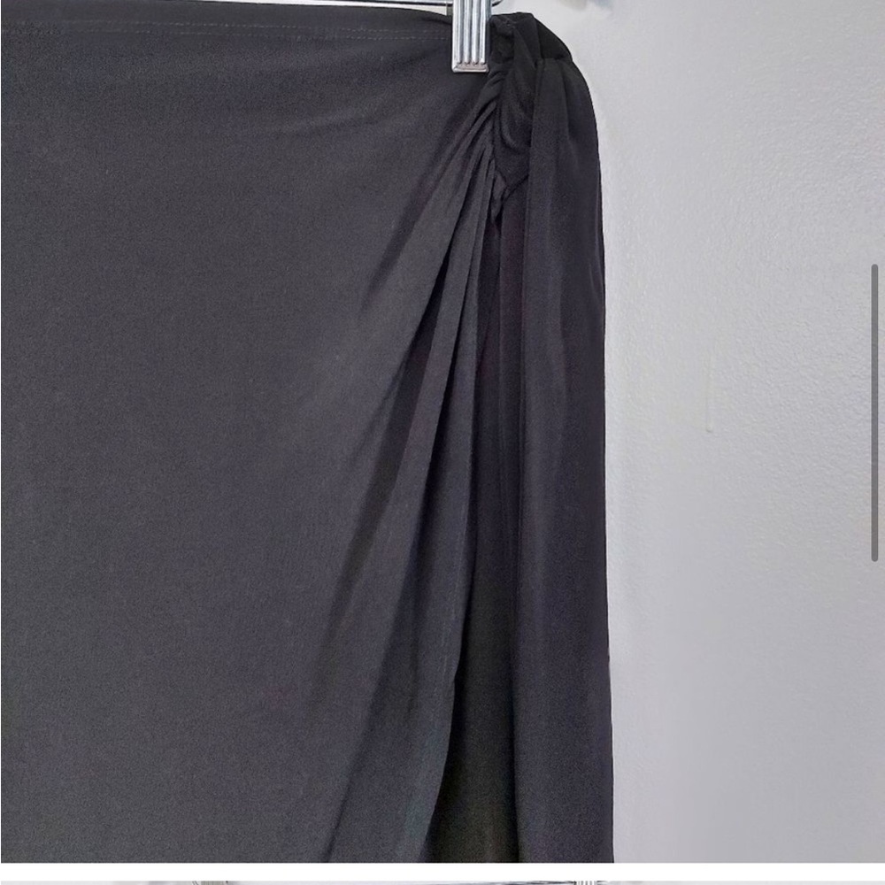 Torrid Crossover Side Tie Skirt Black Size 0X Or US 12 - Picture 6 of 6